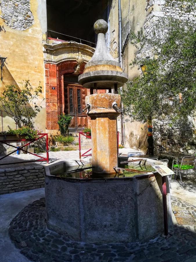 La Frigoule, Un Gite Au Coeur Du Parc Des Cevennes Generargues Eksteriør bilde