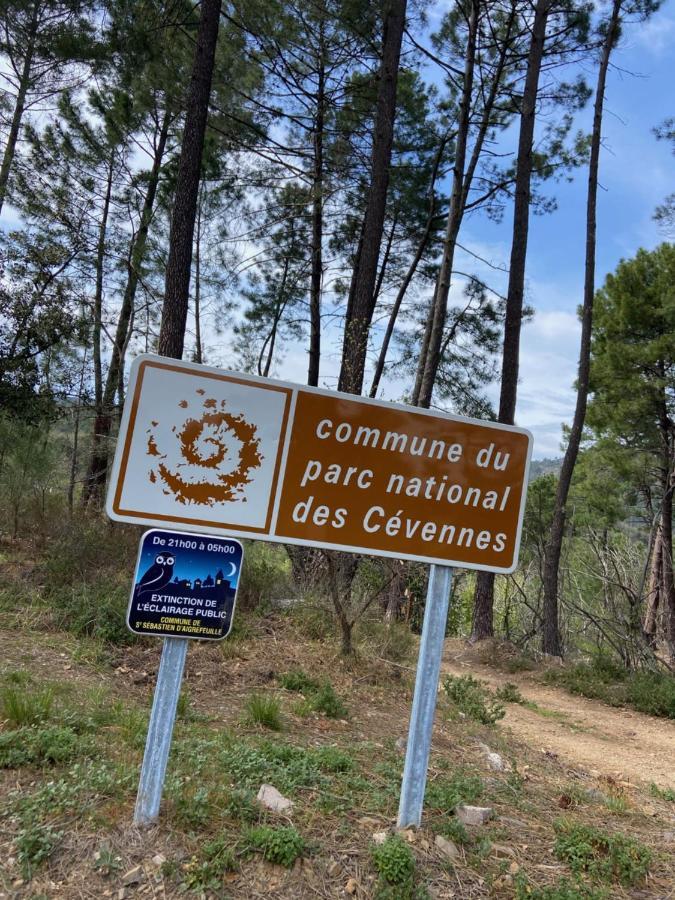La Frigoule, Un Gite Au Coeur Du Parc Des Cevennes Generargues Eksteriør bilde